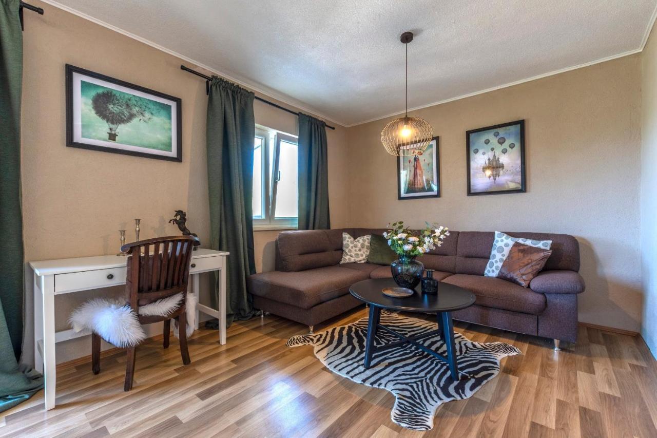 Apartman Ella Peracko Blato Exterior foto