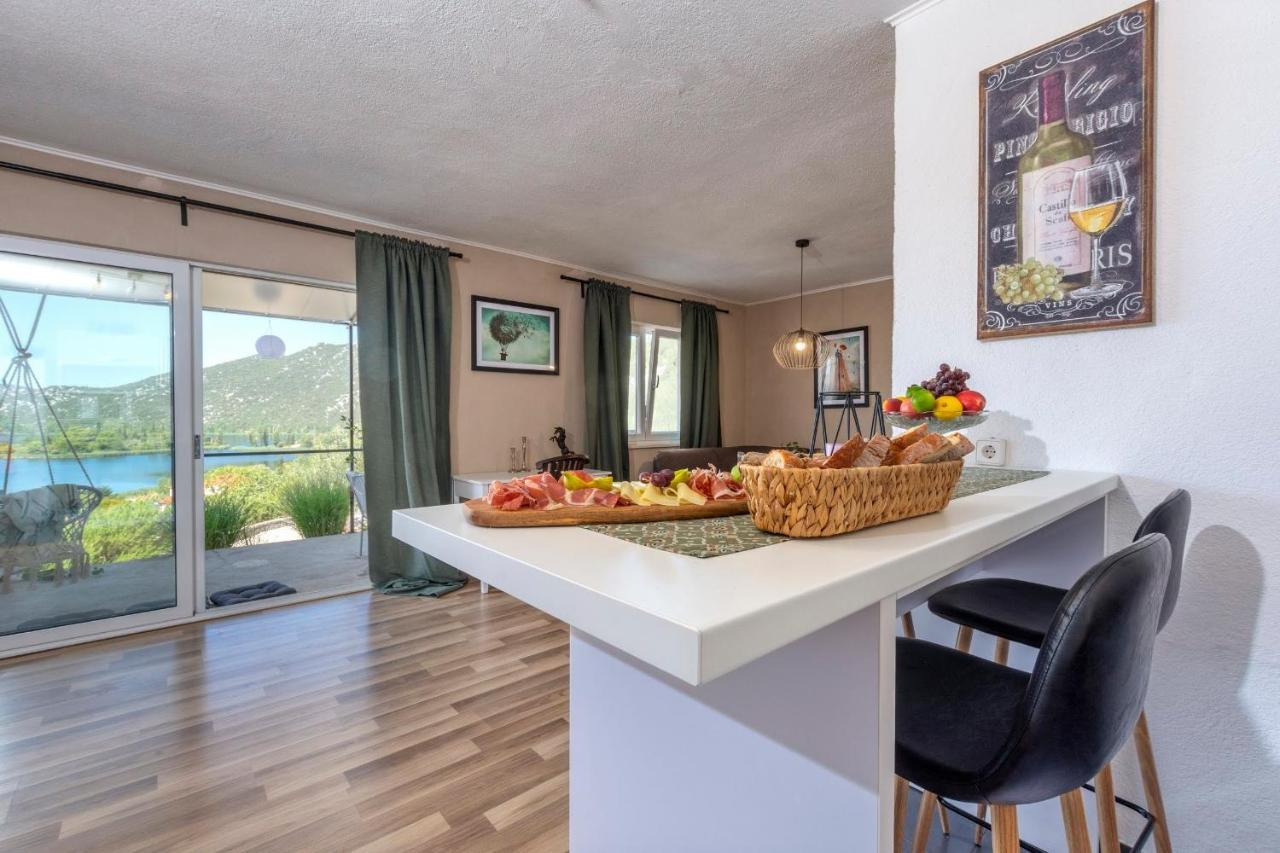 Apartman Ella Peracko Blato Exterior foto